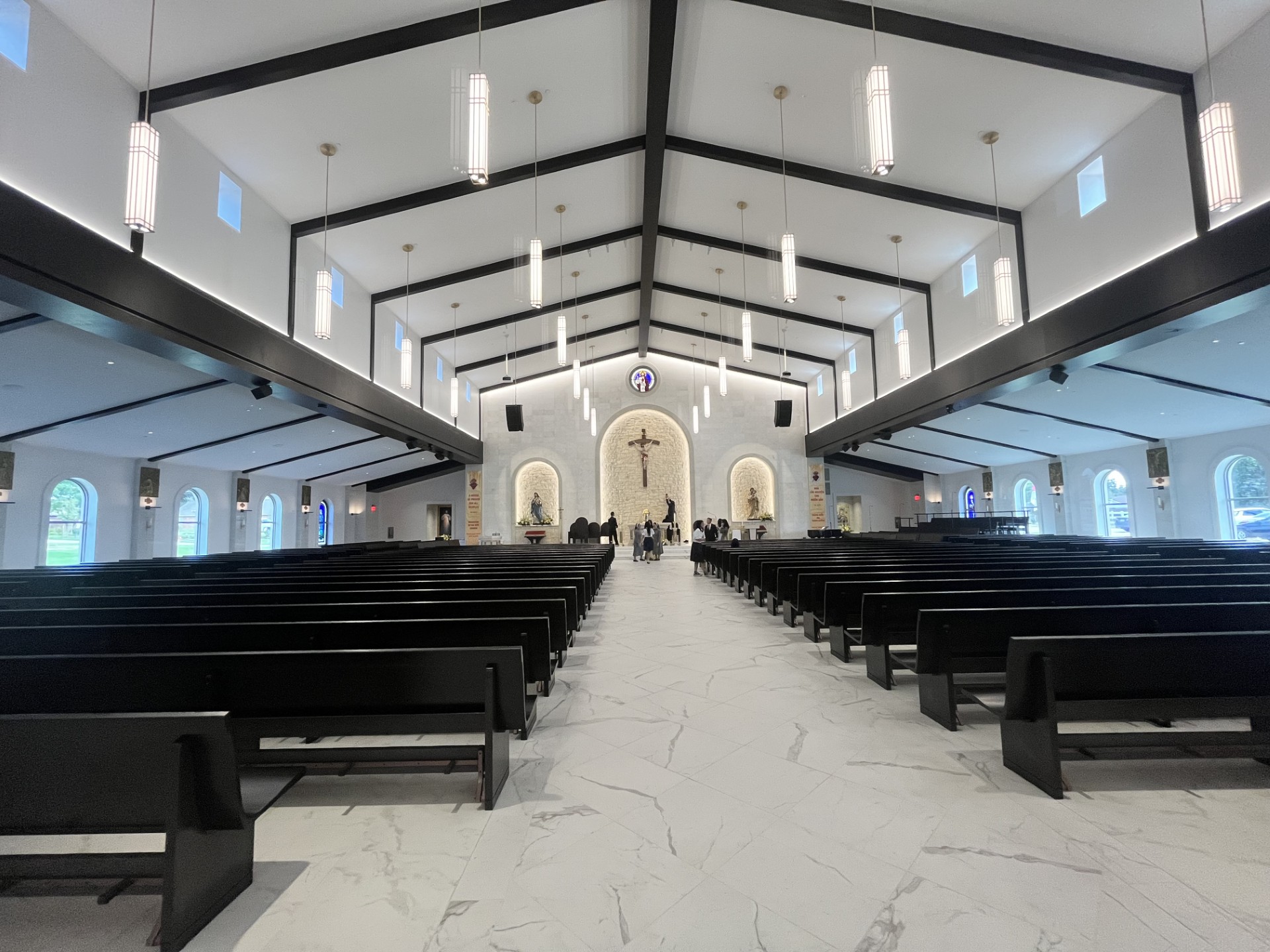 New 800-Seat Parish Sanctuary